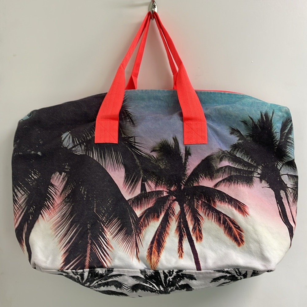 Samudra Palm Tree Tote Bag